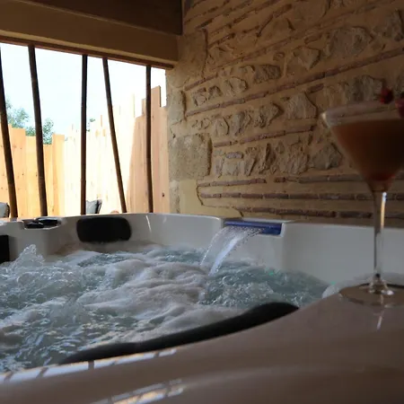 Penzion L'alcove D'alienor 3*