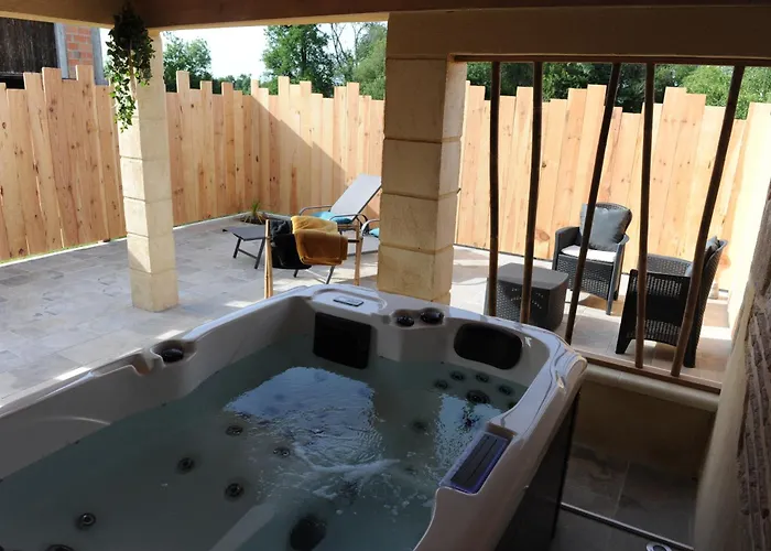 بيت ضيافة L'alcove D'alienor